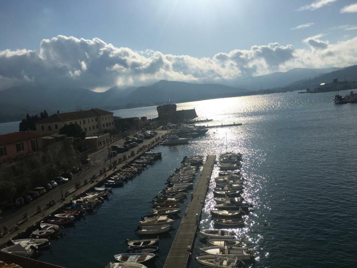 Le Stanze Sul Mare Hotel Portoferraio Bagian luar foto